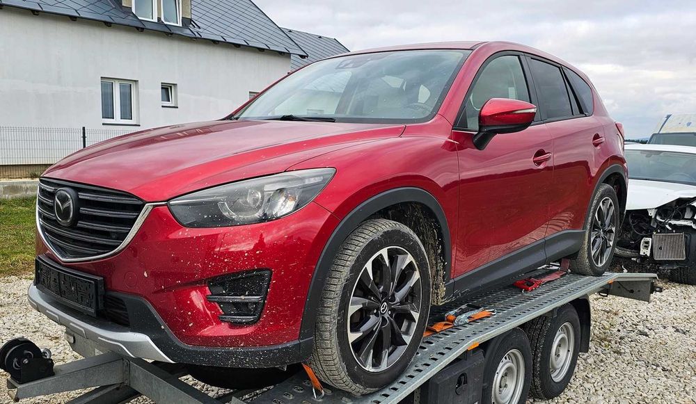 Mazda CX-5 2.2 175KM AWD 41v uszkodzony tył