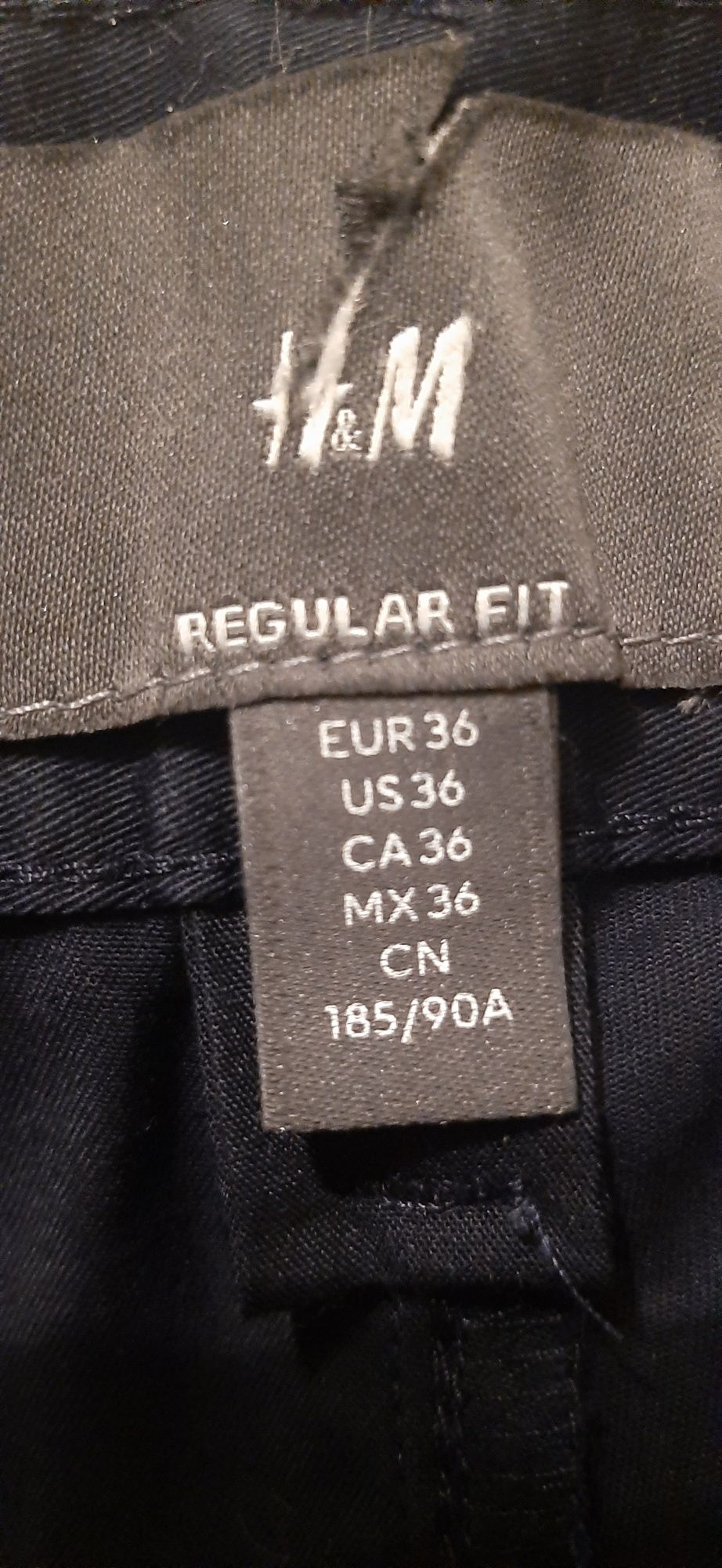 Męskie, krótkie spodenki H&M. Eleganckie r36