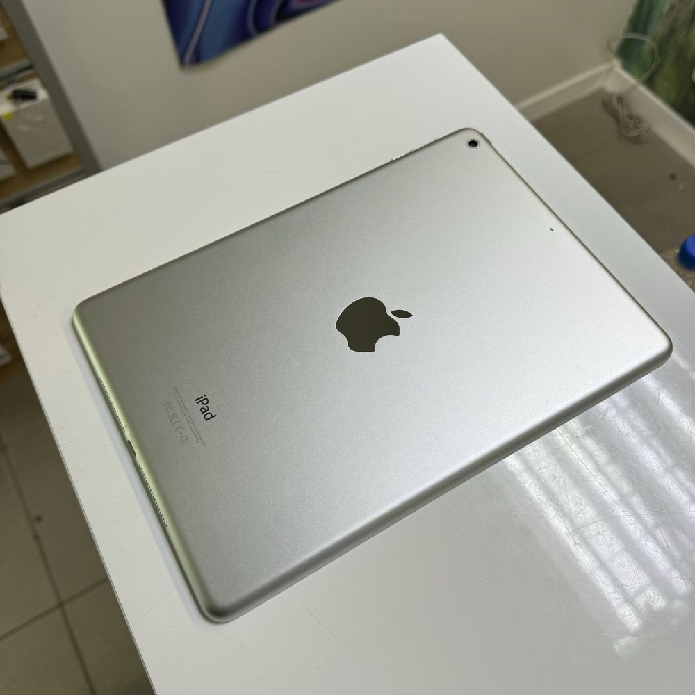 Планшет Apple iPad Air 1 9,7” WiFi 32GB White белый ГАРАНТИЯ