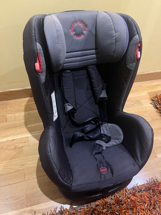 Cadeira Auto Pierre Cardin – Excelente Estado