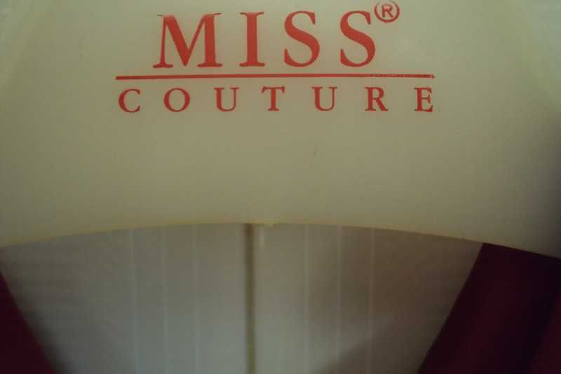 Top novo da Miss Couture, como  novo, em seda, tamanho M/L