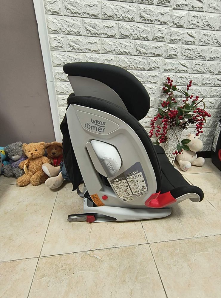Автокрісло Britax Romer Advansafix3 Sict Група 1/2/3 (9-36кг) isofix