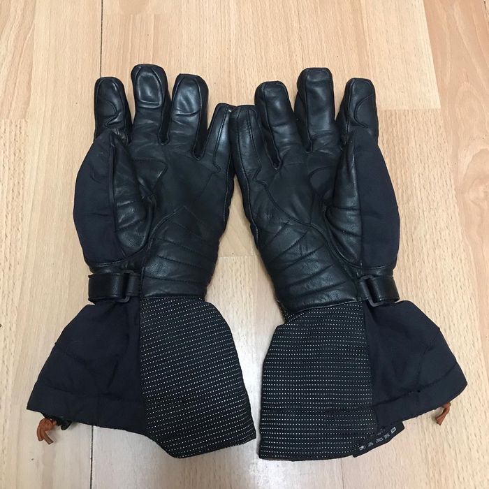 BMW FOX alpinestars dainese