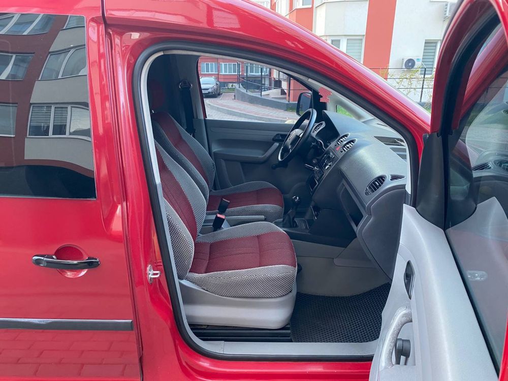 Продам volkswagen caddy