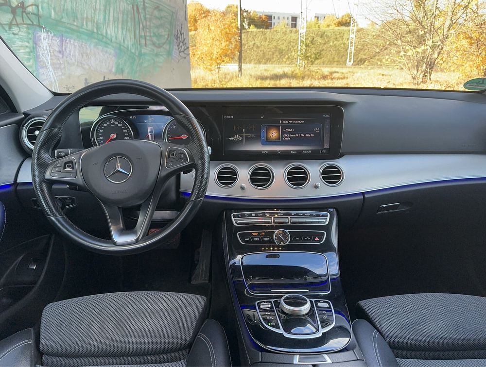 Mercedes E-klasa.w213.Niemcy.bezwypadkowy.automat 9G.perfekcyjny stan