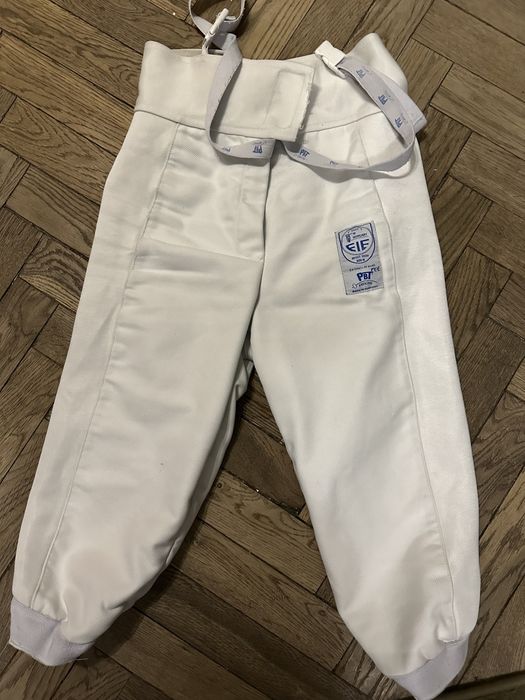 Фехтувальний костюм 800N FIE "BALATON" PBT