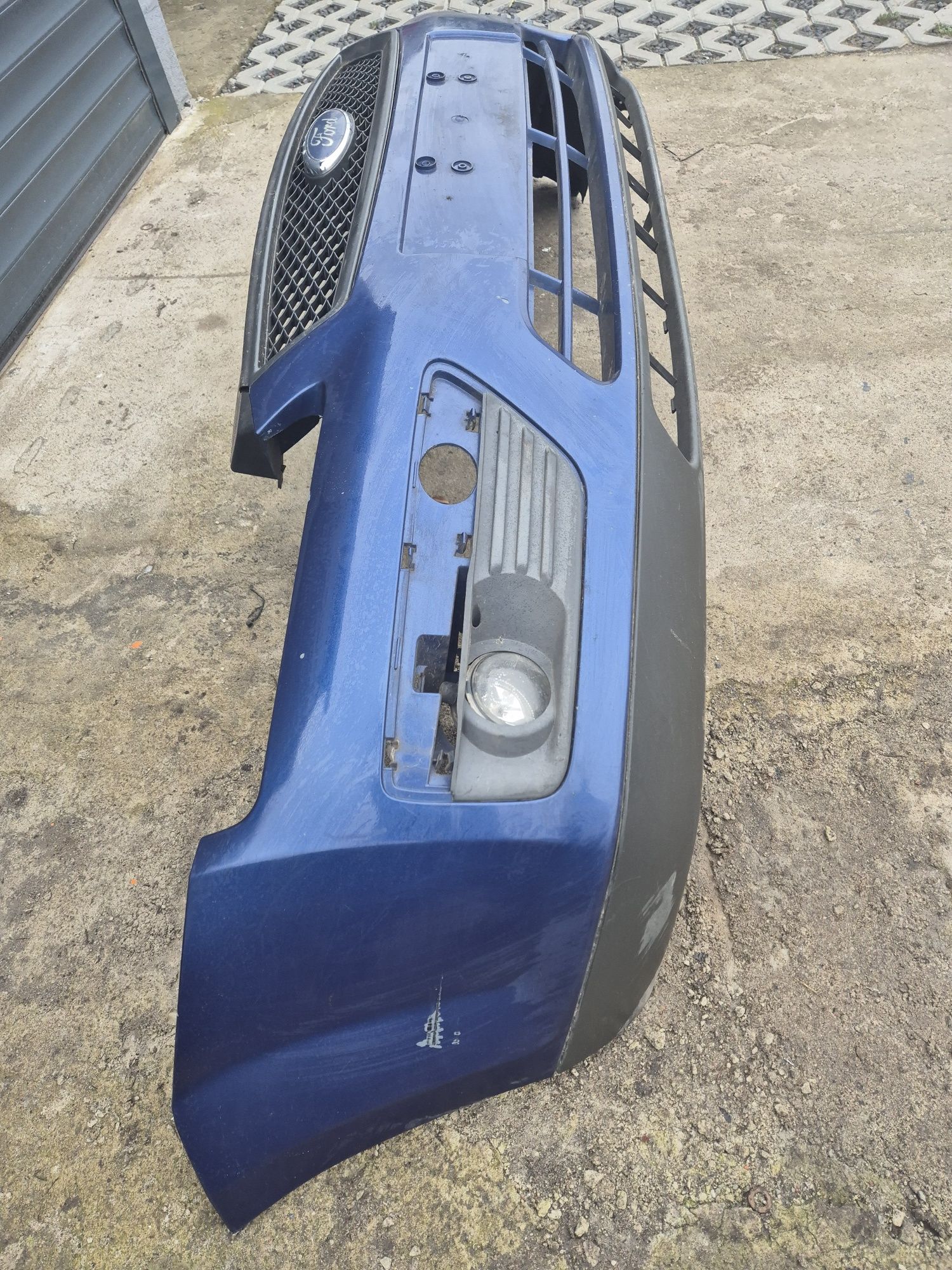 Zderzak przedni ford focus mk2 kl 36