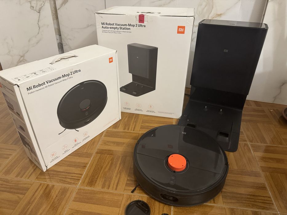 Mi Robot Vacuum Mop Ultra com Auto empry station