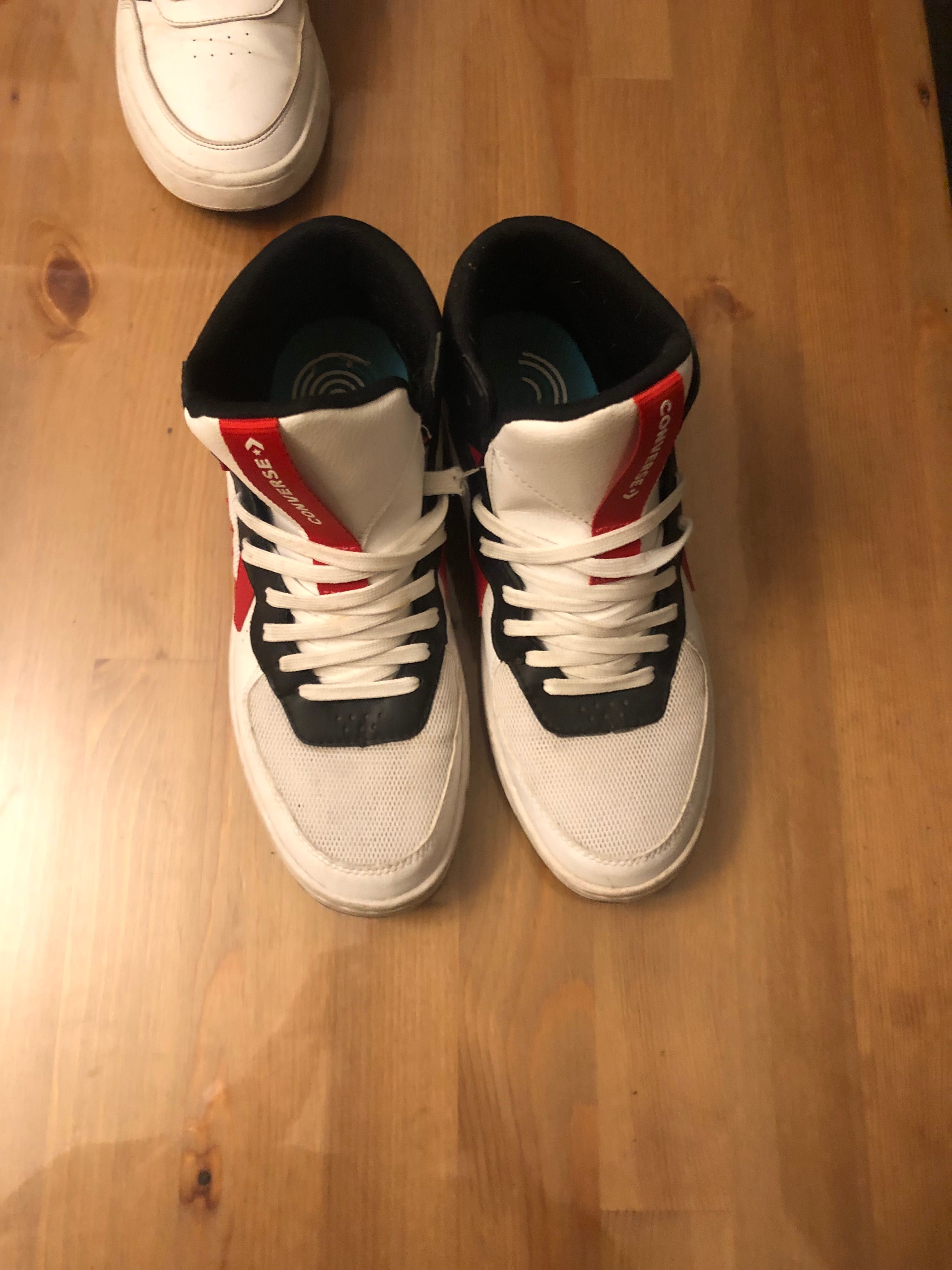 Buty rozmiar 42 conwers