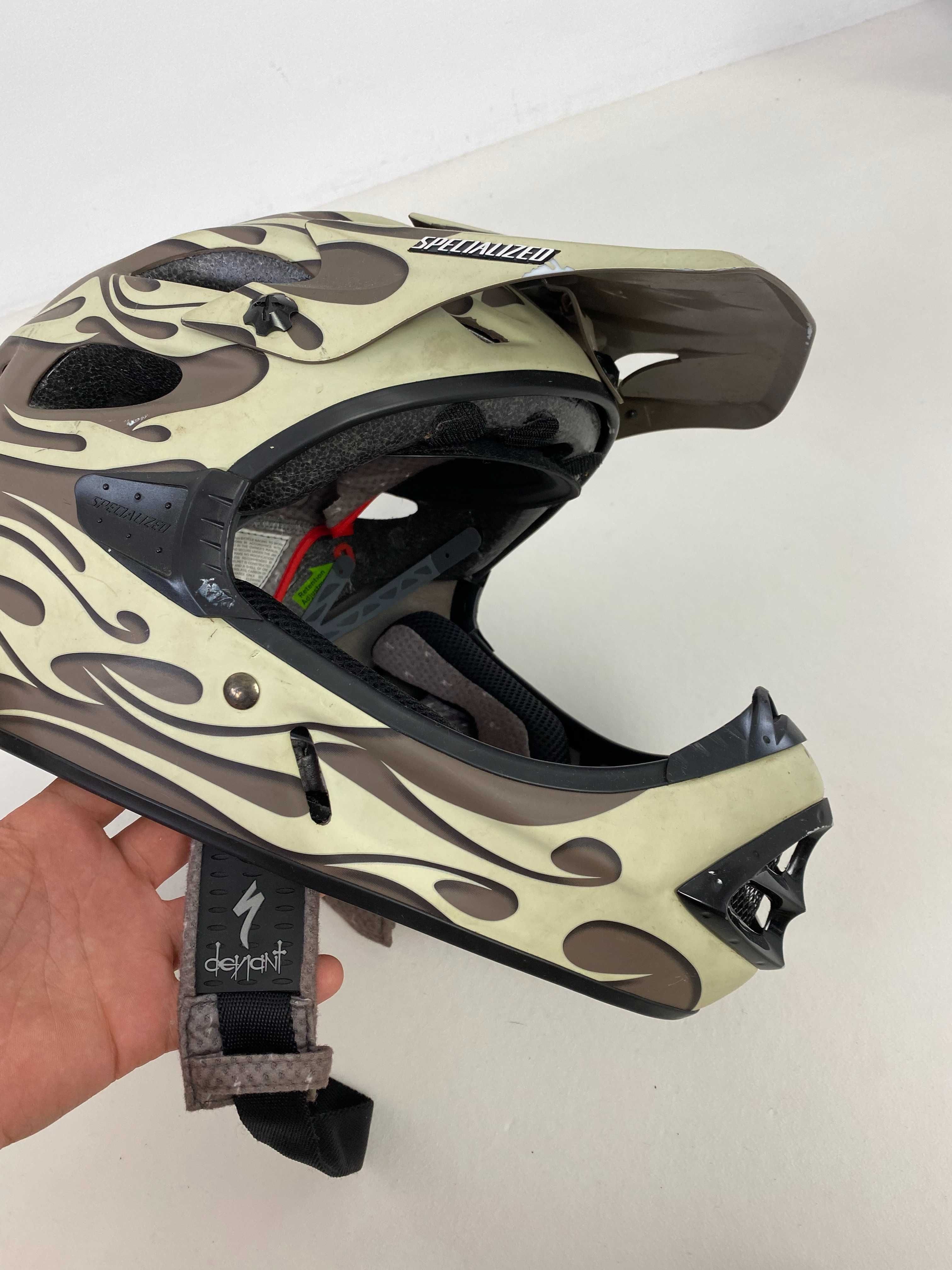 Kask specialized deviant enduro camo