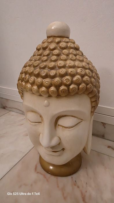 Estatueta budah como nova
