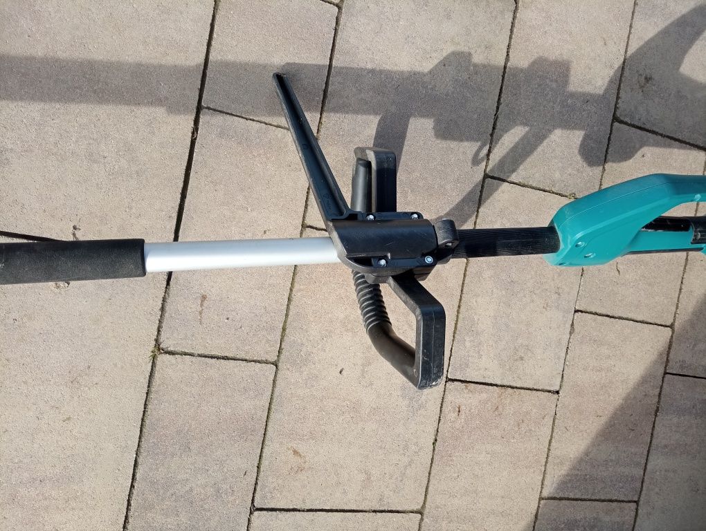 Podkaszarka makita UR3502, 1000W