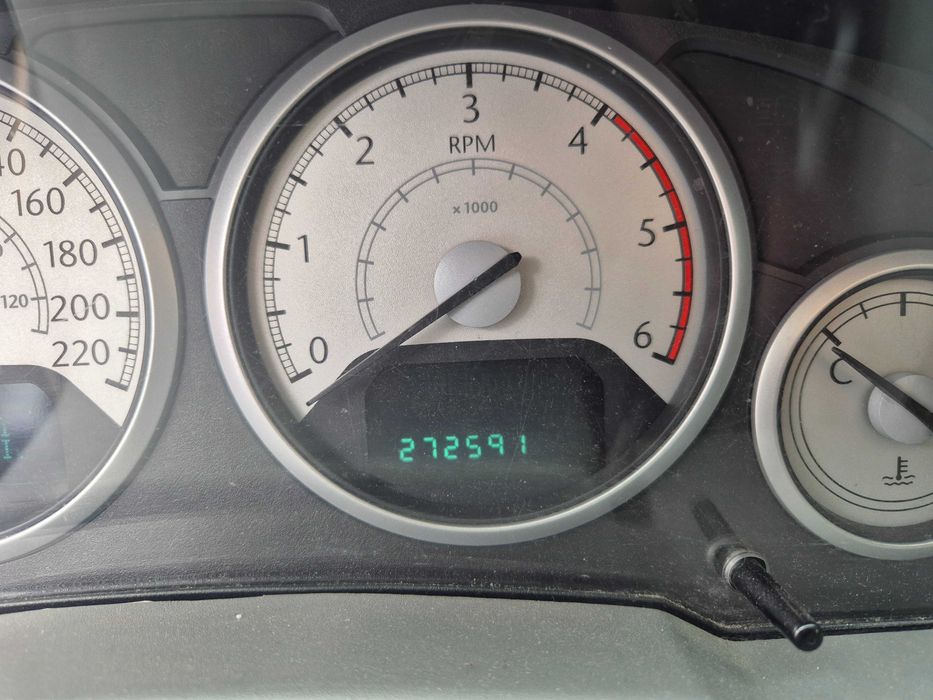 Chrysler Grand Voyager 2,8 CRD