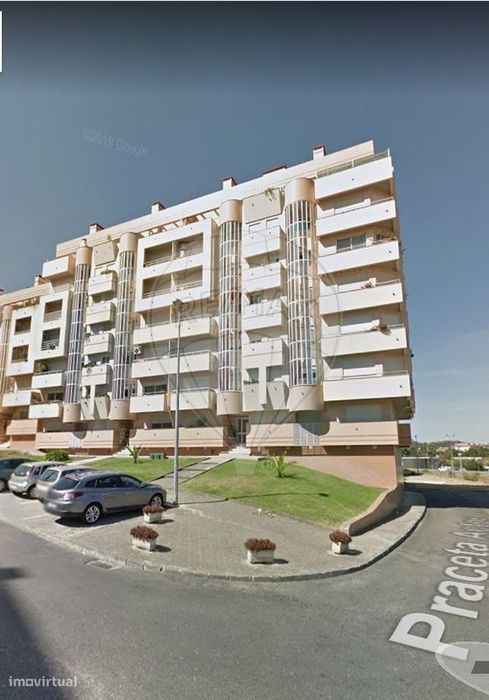 Apartamento T5 para venda