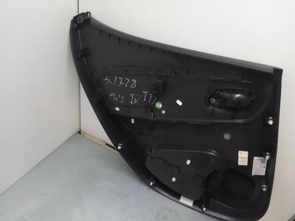 Forra porta / quartela trás direita RENAULT Clio IV (BH_)