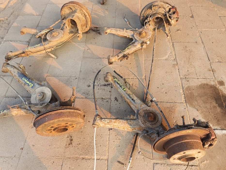 BMW E36 Wahacz Wahacze Tył Tylne Prawy Lewy Tylni Części BMA