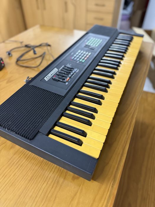 Teclado lloytron