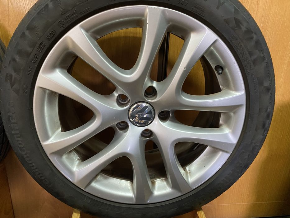 Jantes 17 VW Originais com Pneus 235/45/17