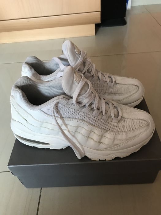 Buty damskie NIKE AIRMAX 95 białe