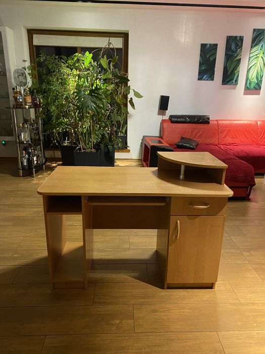 Biurko szkolne komputerowe używane