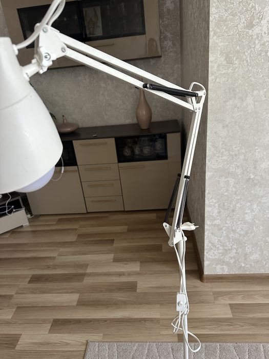 Лампа напольная торшер