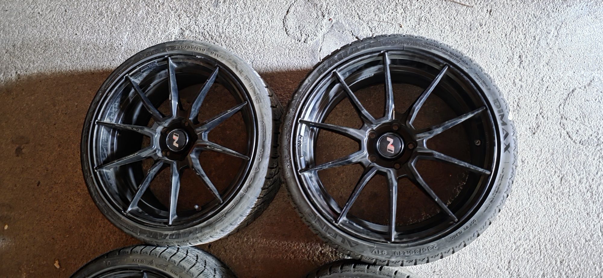 Motec ultralight 19 5x114 8½j et45 ler