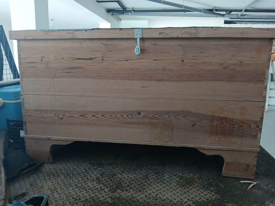 Arca madeira dos cereias