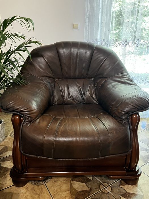 Zestaw wypoczynkowy skórzany – sofa + 2 fotele