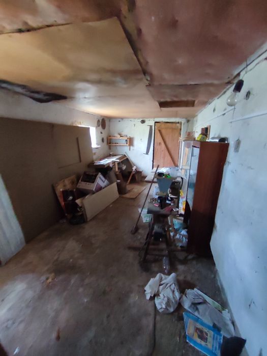 Продаж поруч з Франківськом житлового будинку 150 м2 та землі 39 сот