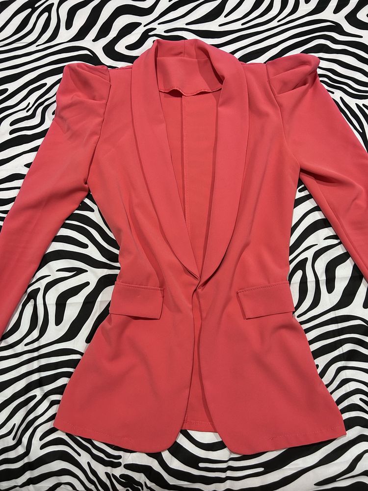 Blazer de cor coral