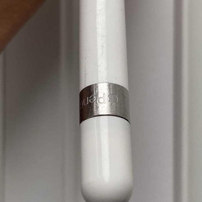 Apple Pencil первого поколения