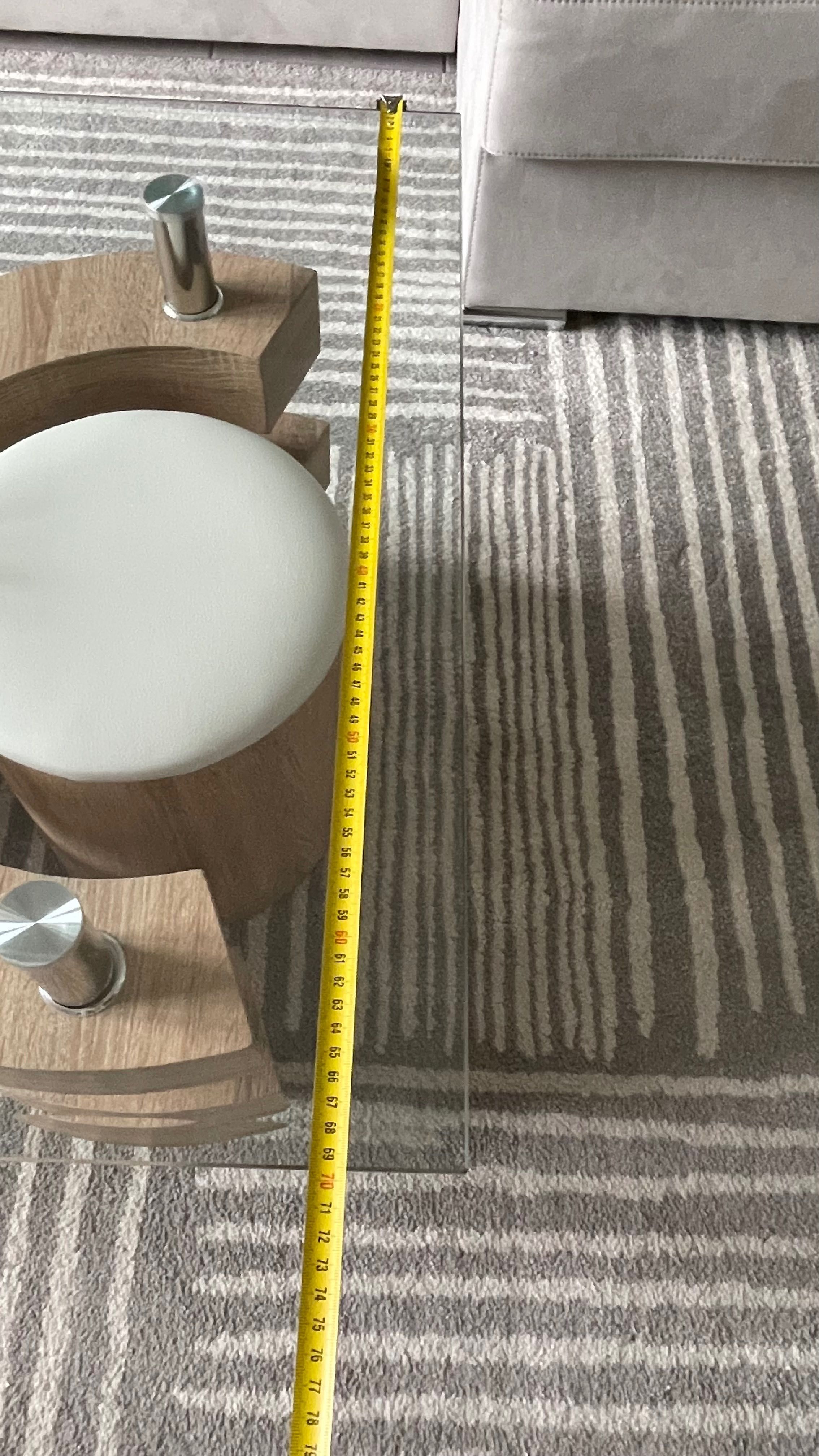Mesa de sala em vidro temperado com 2 bancos igual a nova