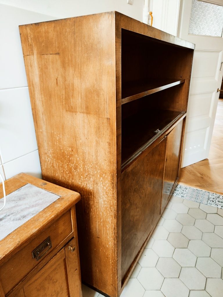 Szafka, gablotka art deco Rezerwacja