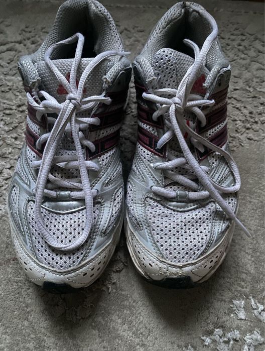 Adidas кроссовки