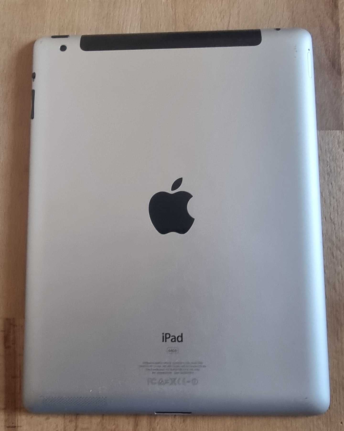 Apple iPad2 64GB  (Wi-Fi + 3G).