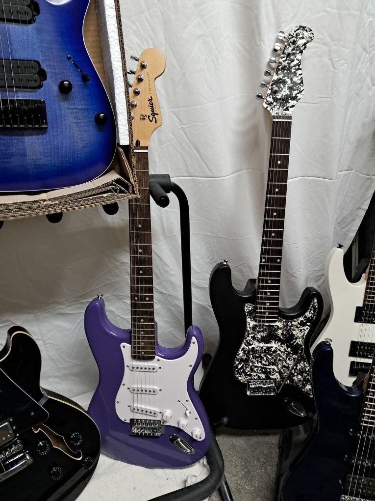 Lote de guitarras elétricas