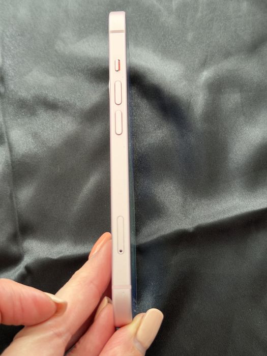 Продам iPhone 15  256 Gb Pink
