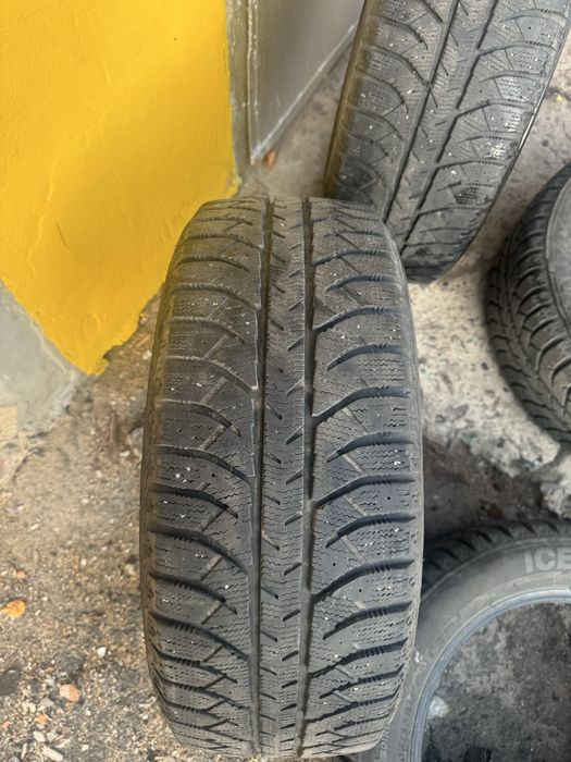 Зимові шини 205 /55/R16