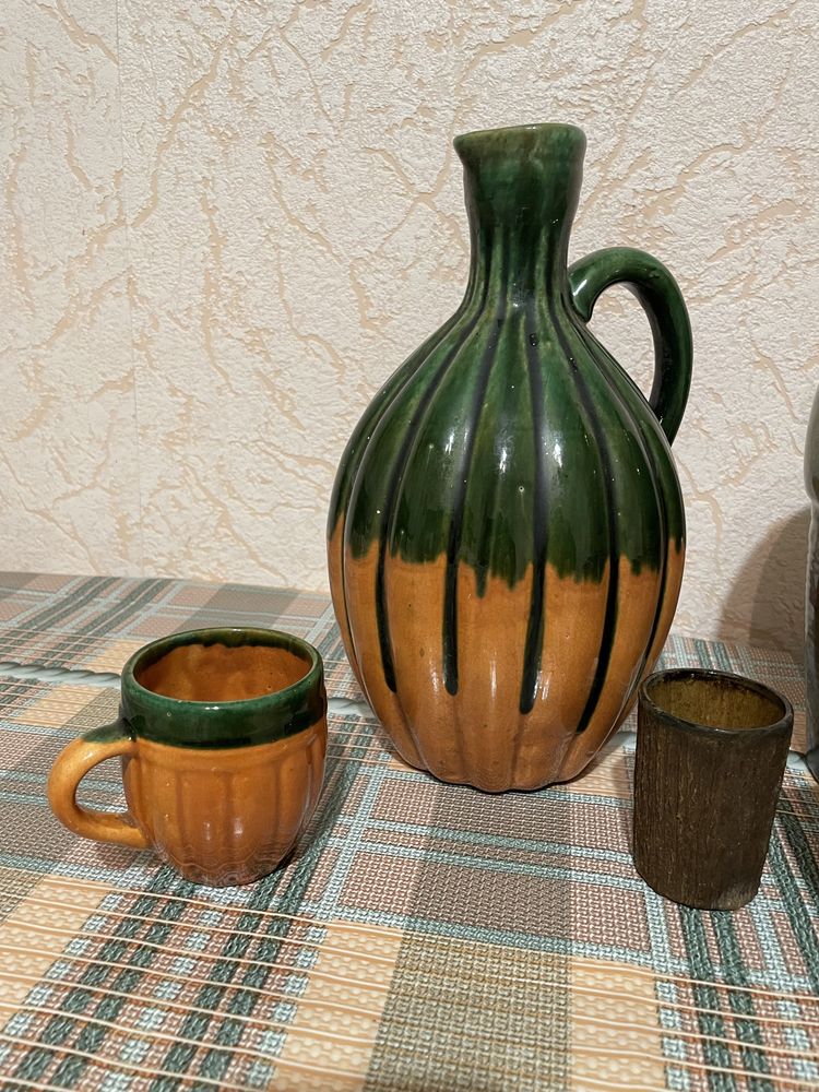 Продам  графин -кувшин керамика винтаж