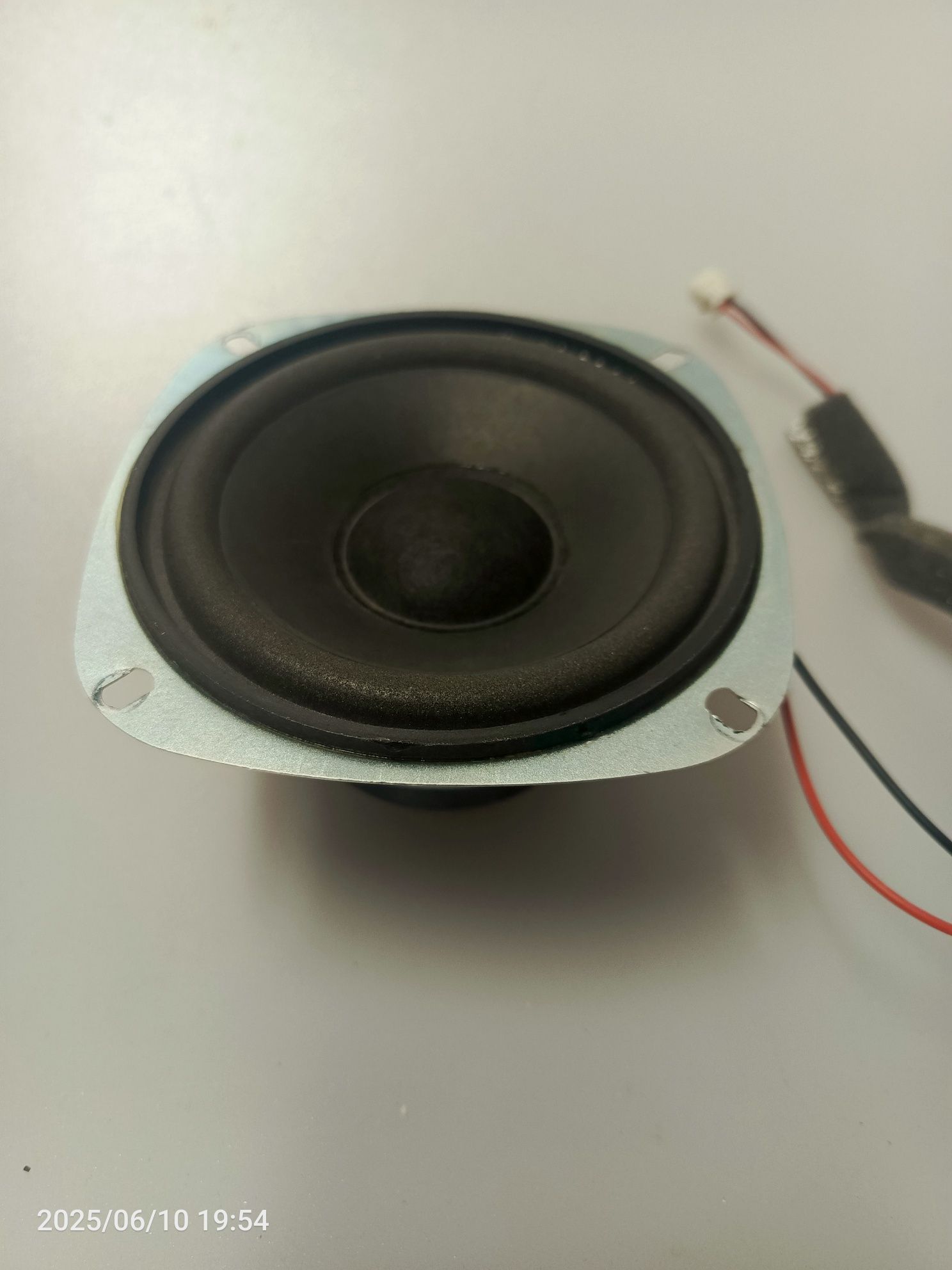 Głośnik basowy, woofer 10W, 4 Ohm