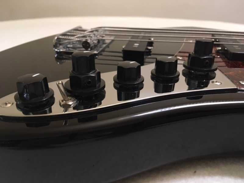 Baixo novo JMS JB Ultra Active com garantia