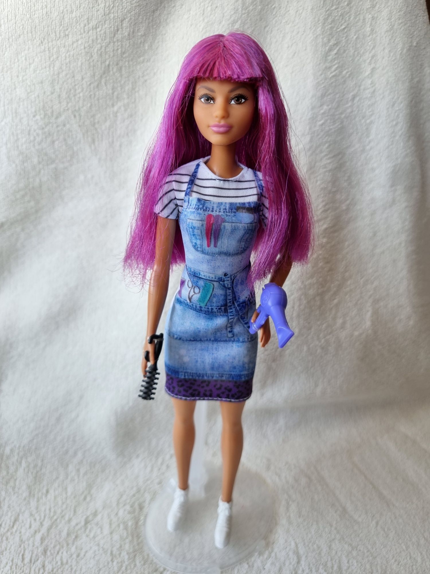 Barbie fryzjerka z serii Barbie Kariera