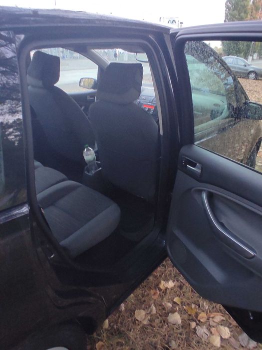 Ford C-max Продам