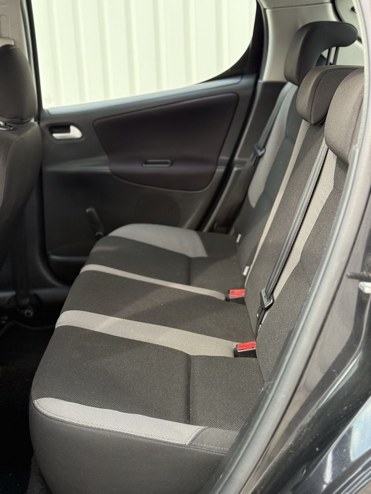 Peugeot 207 - HDI 1.4