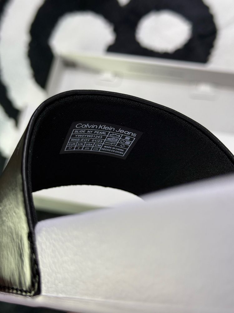 Жіночі літні оригінальні шльопанці Calvin Klein Jeans Slide