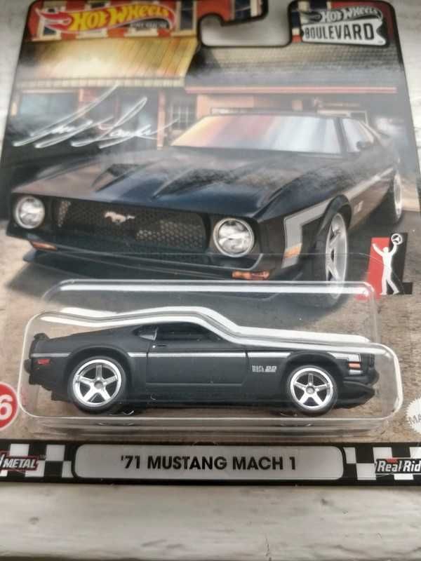 Mustang Mach 1 Hot Wheels Premium Boulevard
