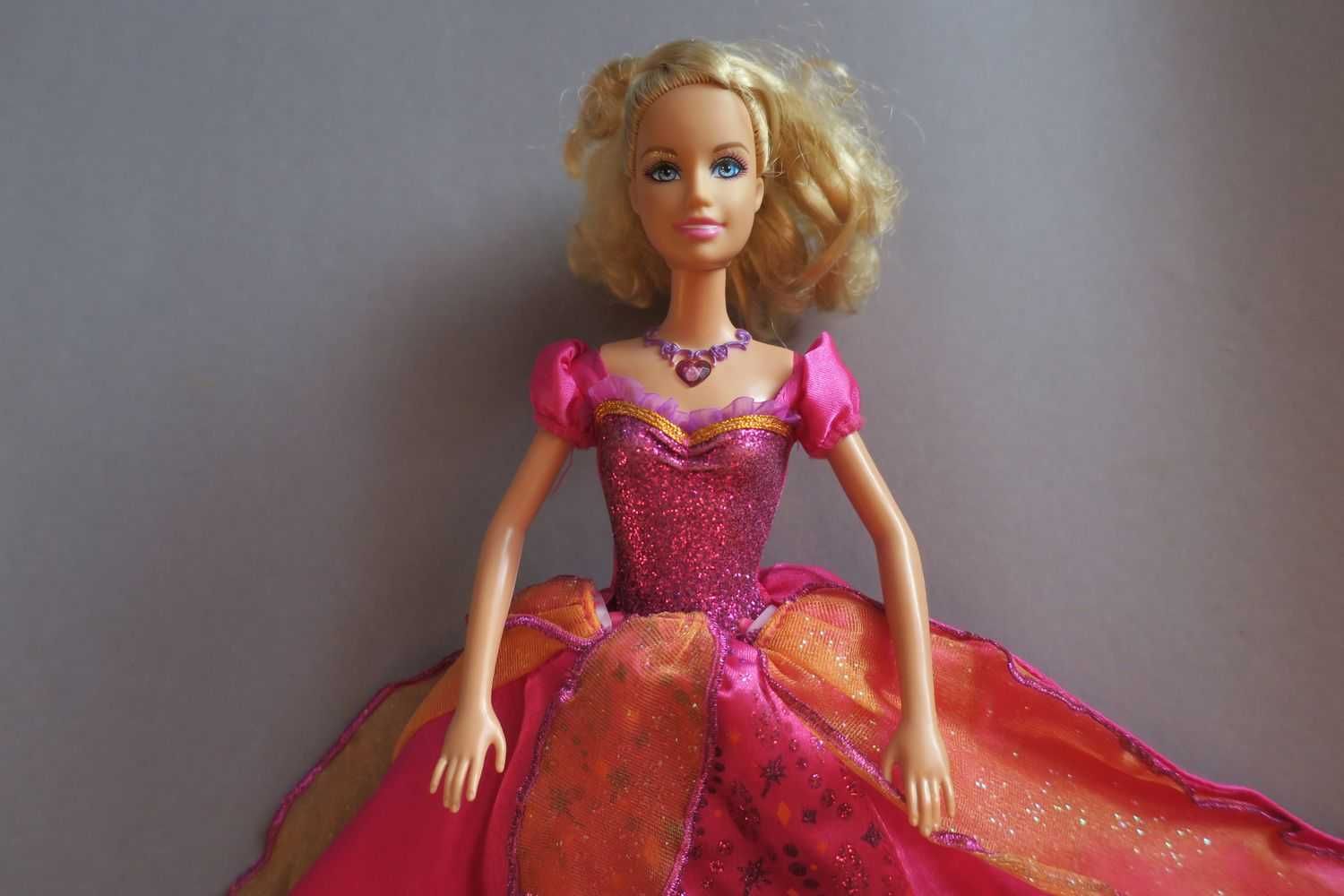 Barbie Diamentowy Pałac Księżniczka Liana