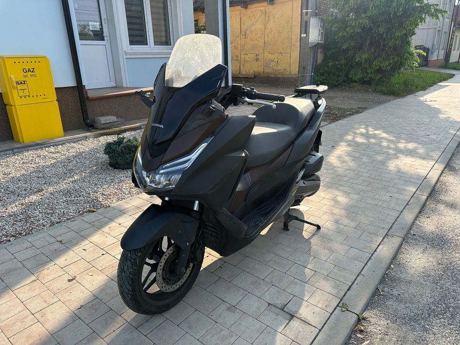 Honda forza 125 kategoria B