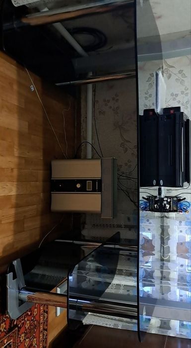 Стіл офісний Б/В