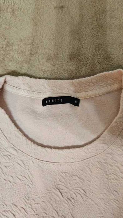 Bluza z bufiastymi rękawami